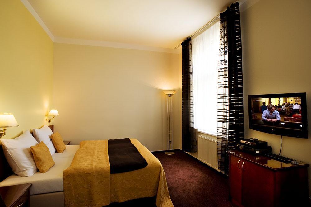 Hotel Andel Prag Exteriör bild